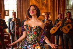 Foto: https://la-lista.com/entretenimiento/2022/10/13/cuando-es-el-concierto-gratuito-de-angela-aguilar-en-el-zocalo