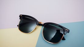 Los rayones en los lentes de sol pueden atenuarse con trucos caseros de limpieza. Foto: Shutterstock Los rayones en los lentes de sol pueden atenuarse con trucos caseros de limpieza. Foto: Shutterstock