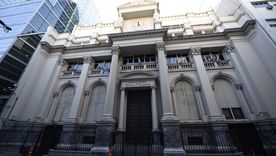 Suben las tasas de interés para calmar el dólar y fortalecer el vínculo con el FMI.
