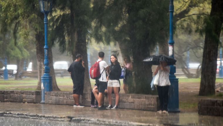 El SMN recomienda precaución en actividades al aire libre. El SMN recomienda precaución en actividades al aire libre. 