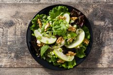 Ensalada Waldorf Una receta simple y deliciosa en pocos minutos Foto: Shutterstock Ensalada Waldorf Una receta simple y deliciosa en pocos minutos Foto: Shutterstock