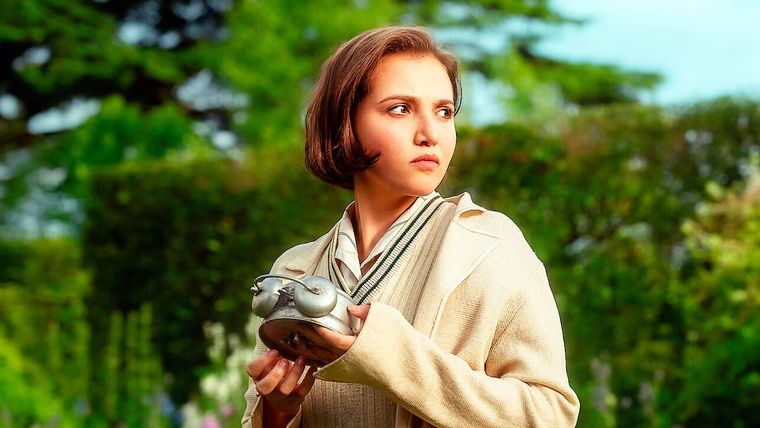 Una fiesta de disfraces y una broma fallida: el punto de partida del nuevo éxito del streaming. Una fiesta de disfraces y una broma fallida: el punto de partida del nuevo éxito del streaming.