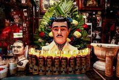 los famosos que son devotes de malverde, el patron de los sicarios