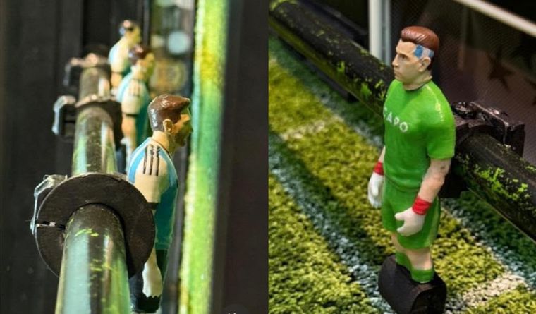 En detalle, las figuras personalizadas del metegol de los rosarinos. 