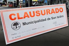 Clausuran estación de servicio por el cobro indebido de la Tasa Vial Foto: X de Ramón Lanús Clausuran estación de servicio por el cobro indebido de la Tasa Vial Foto: X de Ramón Lanús