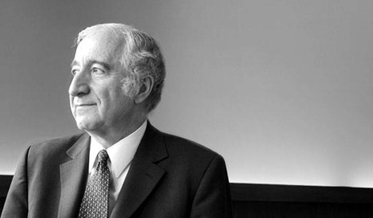 El economista Bernardo Kliksberg.
