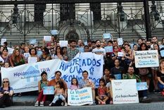 se calcula que son aproximadamente 110 mil familias las que poseen créditos hipotecarios UVA cuyas cuotas mensuales por sus viviendas aumentaron más de un 100% en relación al 2021