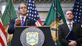 El secretario del Tesoro, Scott Bessent, aquí acompañado por Jamieson Greer, dio un mensaje hacia el contribuyente norteamericano. El secretario del Tesoro, Scott Bessent, aquí acompañado por Jamieson Greer, dio un mensaje hacia el contribuyente norteamericano.