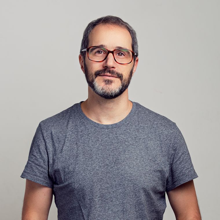 Lucas Santa Ana, director de 300 cartas. Lucas Santa Ana, director de 300 cartas.