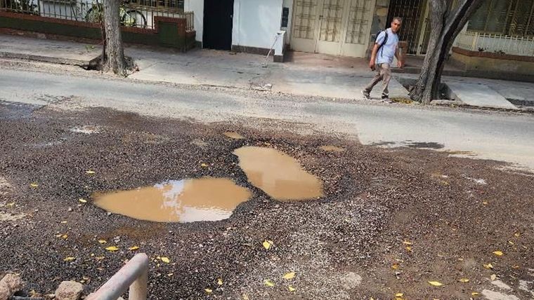 La pérdida de agua en Guaymallén. Foto: Gentileza