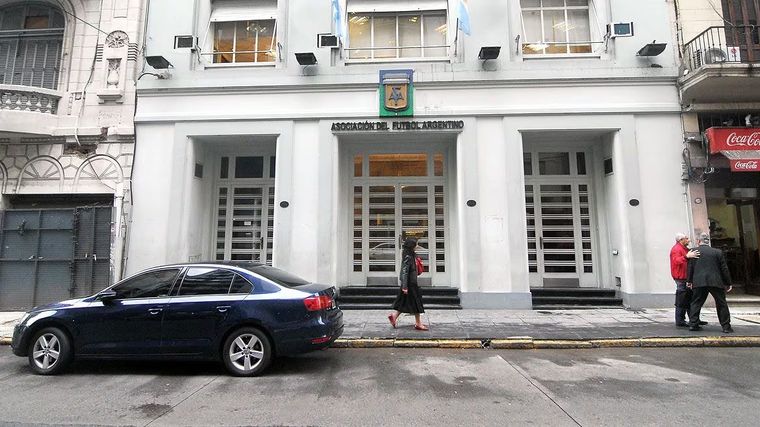 San Lorenzo vive horas clave y la AFA ya avisó que tomará medidas.