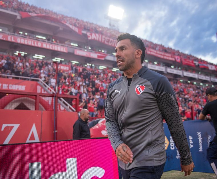 Tevez y una buena noticia para el partido ante Talleres. Foto: Independiente