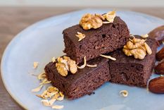 Hacé tus propios brownies caseros.