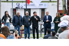 Kicillof en la inauguración del Ateneo/Unidad Basica Raúl Alfonsín, en La Plata Foto: Archivo MDZ
