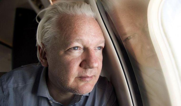 Assange ya está en libertad. Foto: Efe.