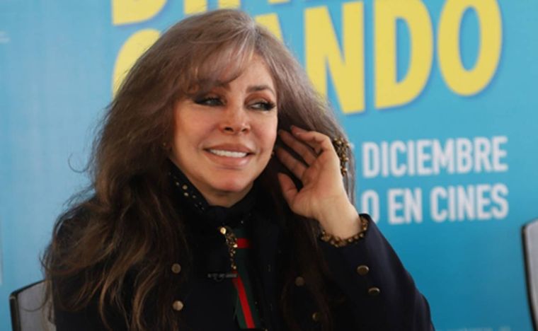 Foto: https://ahoratabasco.com/se-dedican-a-destruir-veronica-castro-ante-acusaciones-de-acoso-a-ninas/