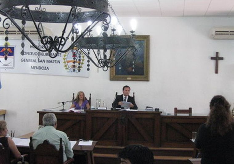 Las sesiones de los primeros días de enero fueron presididas por el vicepresidente, Bartolomé Robles.