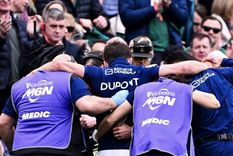 Así se retiraba el número 9 del encuentro ante Irlanda. Foto: @antoinedupont9 Así se retiraba el número 9 del encuentro ante Irlanda. Foto: @antoinedupont9