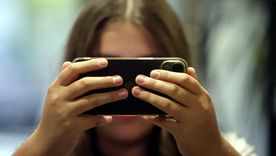 Mendoza evalúa restringir el uso de redes sociales en menores de 16 años. Mendoza evalúa restringir el uso de redes sociales en menores de 16 años.