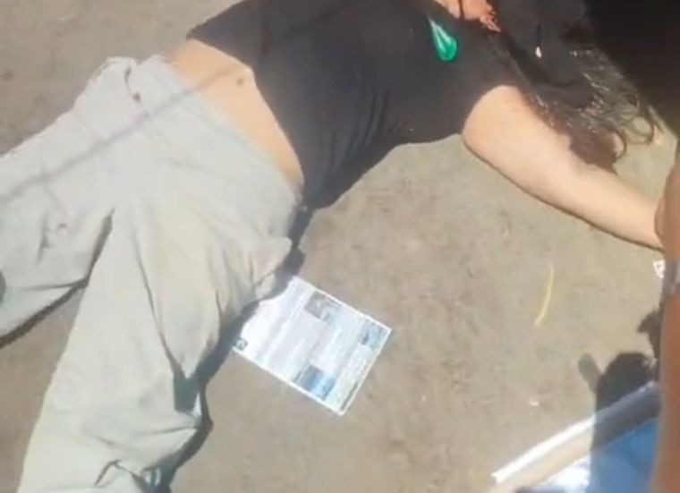 Las perturbadoras imágenes del asesinato de una candidata a gobernadora en Perú.