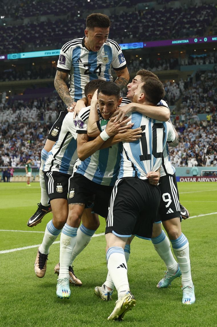 Argentina ganó contra México 2 a 0 Foto: EFE