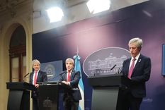 Nuevas medidas para el uso de dólares no declarados. Foto: Nicolás Palermo/MDZ