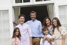 El hijo de la Reina Margarita, preocupado por su primogénito.