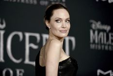 Angelina Jolie mantiene sus rasgos faciales desde su adolescencia. Foto: Getty Images