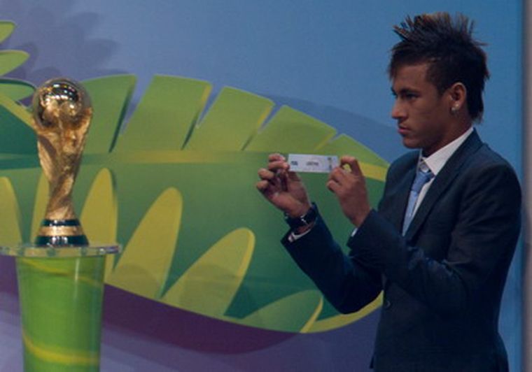 Neymar, el autor del mejor gol del 2011. Foto: EFE