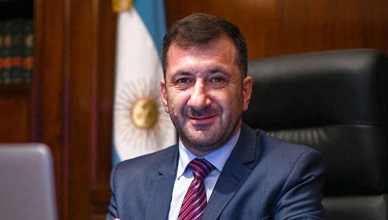 El senador Edgardo Kueider tiene previsto reunirse esta tarde con el juez de la causa. Foto: @EdgardoKueider