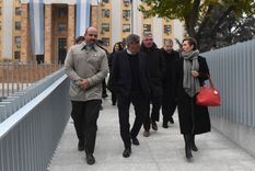 Jimena Latorre junto a la Comisión Directiva de CAEM Foto: Gobierno de Mendoza