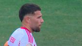 Otamendi no fue bien recibido por la hinchada de Boca. Otamendi no fue bien recibido por la hinchada de Boca.