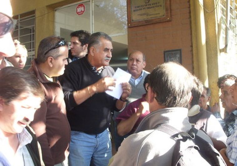 Los taxistas exigieron que matengan también los puestos fijos de control. Foto: MDZ