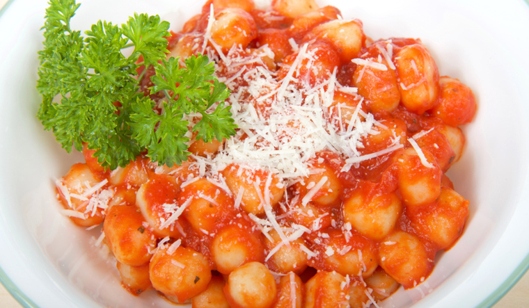 Receta clásica: gnocchi de patata con salsa de tomate casera Foto: Shutterstock