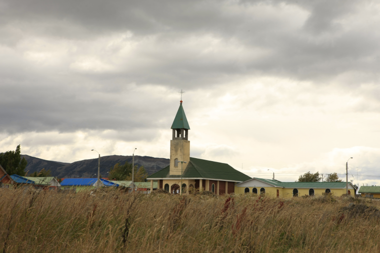 Considerada la octava maravilla del mundo, los cuernos del macizo de las Torres del Paine componen un paisaje que nunca podrás olvidar. Considerada la octava maravilla del mundo, los cuernos del macizo de las Torres del Paine componen un paisaje que nunca podrás olvidar.