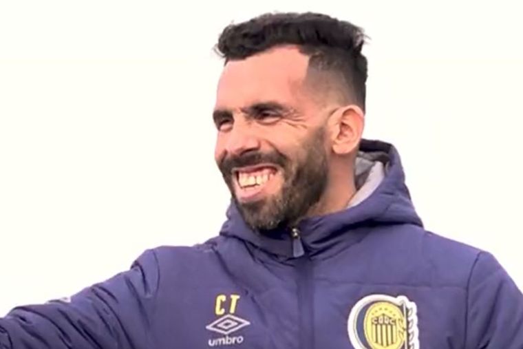 Tevez no puede firmar planilla como DT de Rosario Central pero habría encontrado alguien que sí puede: su hermano Miguel.