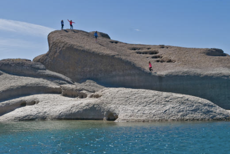 Deportes náuticos y actividades recreativas hacen de Los Reyunos un destino ideal para el verano. Foto: Turismo San Rafael Deportes náuticos y actividades recreativas hacen de Los Reyunos un destino ideal para el verano. Foto: Turismo San Rafael