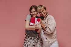 Otra Vuelta te ofrece un descuento imperdible para comprar el regalo del Día de la Madre Foto: Freepik