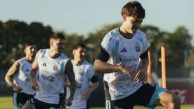 Agustín Giay en pleno entrenamiento de la Selección Argentina en el predio de Ezeiza. Agustín Giay en pleno entrenamiento de la Selección Argentina en el predio de Ezeiza.