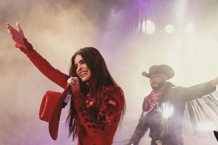 El nombre real de Ana Bárbara es Altagracia Ugalde Mota