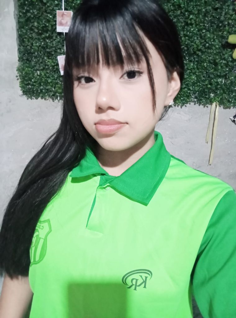 Kiara tiene 15 años y sueña con conocer el mar. Kiara tiene 15 años y sueña con conocer el mar.