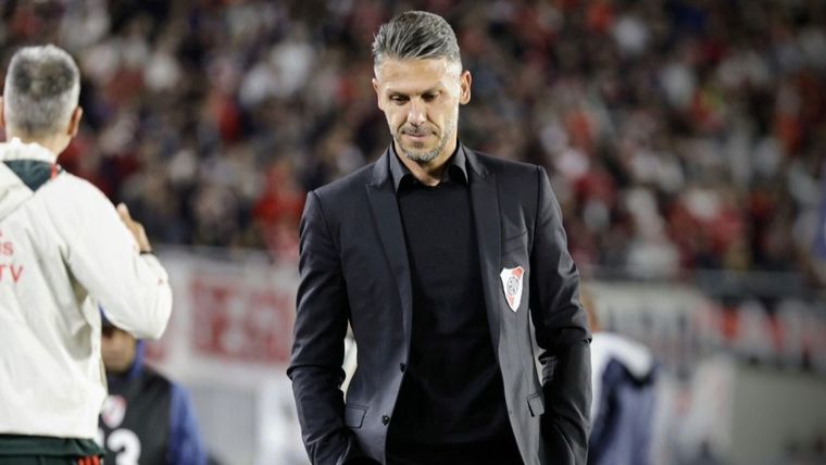 Martín Demichelis no fue a la conferencia y River recibió una dura sanción Foto: Archivo