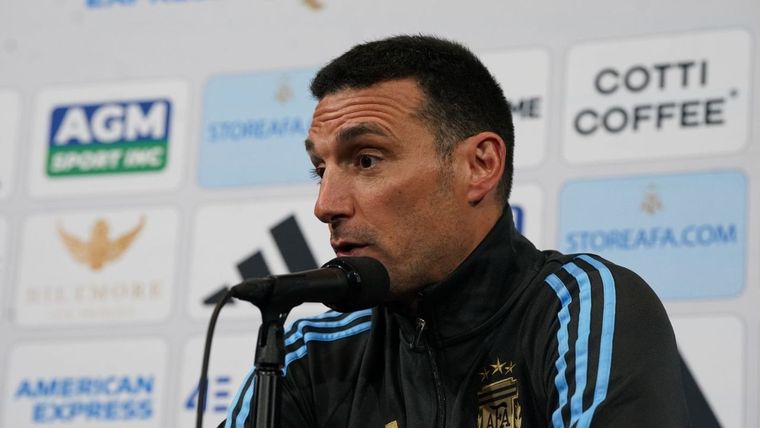 Scaloni liberó a Lisandro Martínez. Foto: @Argentina