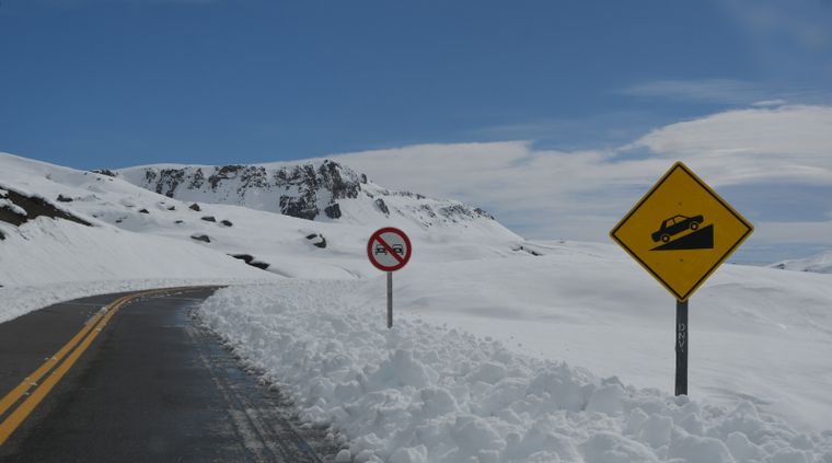 ruta con nieve paso a chile por malargue (1).JPG