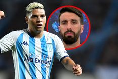 Juanfer Quintero y su palito a Azzaro. Foto: MDZ Juanfer Quintero y su palito a Azzaro. Foto: MDZ