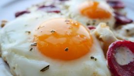 El huevo frito es una de las preparaciones culinarias más apetecibles. El huevo frito es una de las preparaciones culinarias más apetecibles.