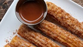 Crocantes y espolvoreados con azúcar, los churros resultan una delicia. Foto: Instagram