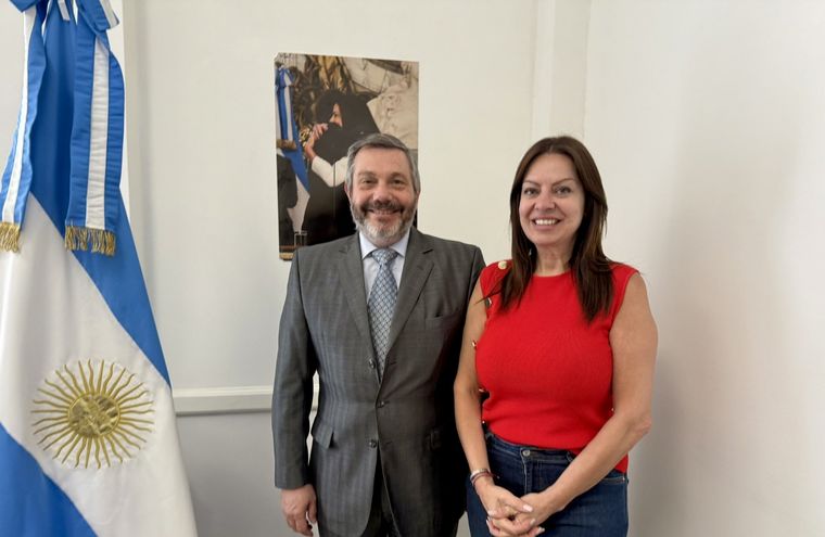 Tras la polémica, Sandra Pettovello recibió en su despacho al titular de la Anses, Mariano de los Heros. Foto: cuenta de X de Sandra Pettovello.