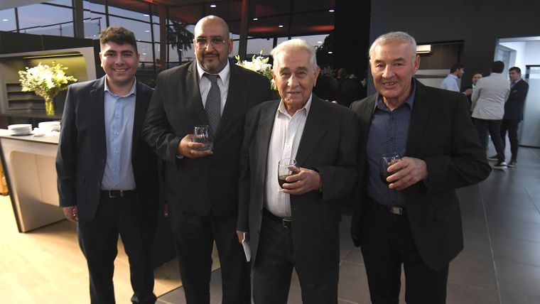Agustín Bonilla, Carlos Guevara, José Navas y Rubén Sapini. Agustín Bonilla, Carlos Guevara, José Navas y Rubén Sapini.