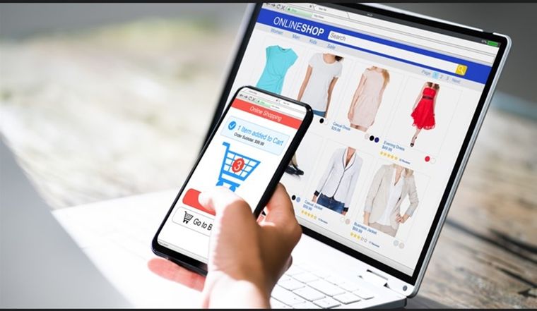 La indumentaria es uno de los rubros más buscados.